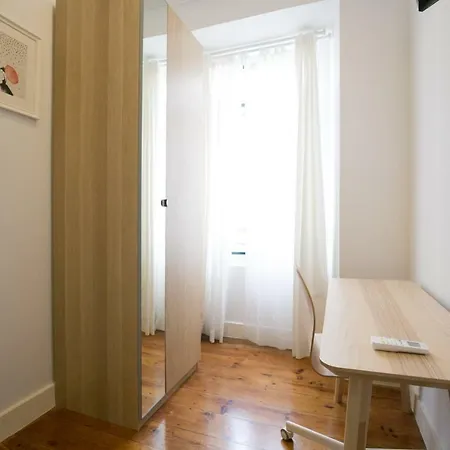 Rua Luciano Cordeiro Bhuiyan Family Host Apartment Lisbon Exterior photo