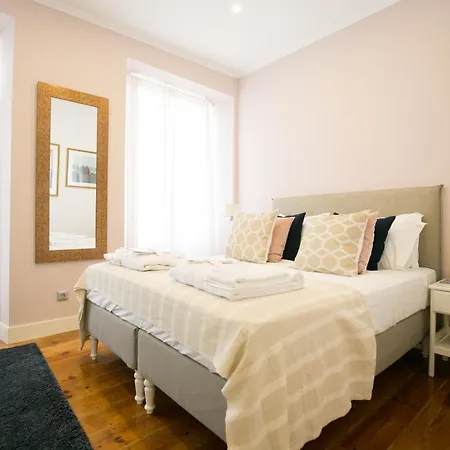Rua Luciano Cordeiro Bhuiyan Family Host Apartment Lisbon Exterior photo
